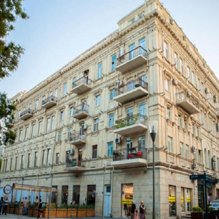 Гостиница "Азкот" |