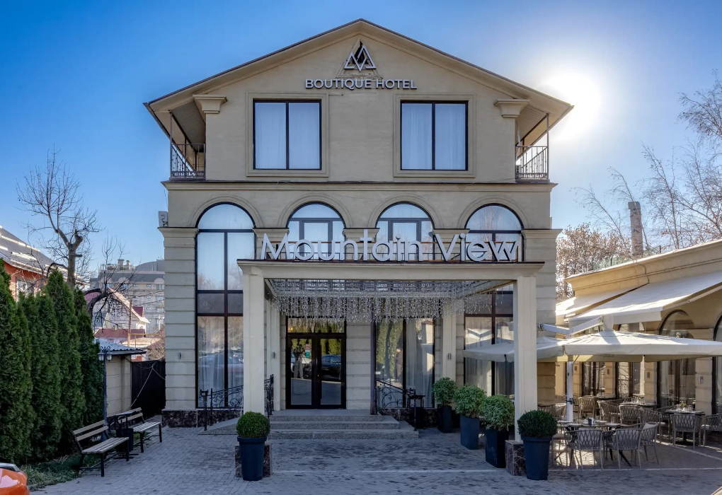 Отель "Mountain View Boutique" |