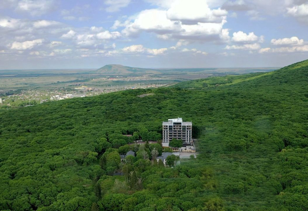 Оздоровительный комплекс "Затерянный рай у Машука" |
