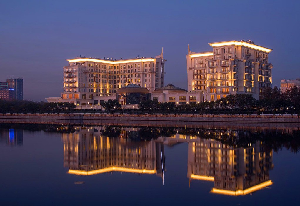 Гостиница "The St. Regis Astana" |