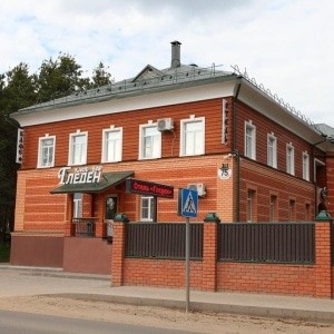Отель "Гледен" |