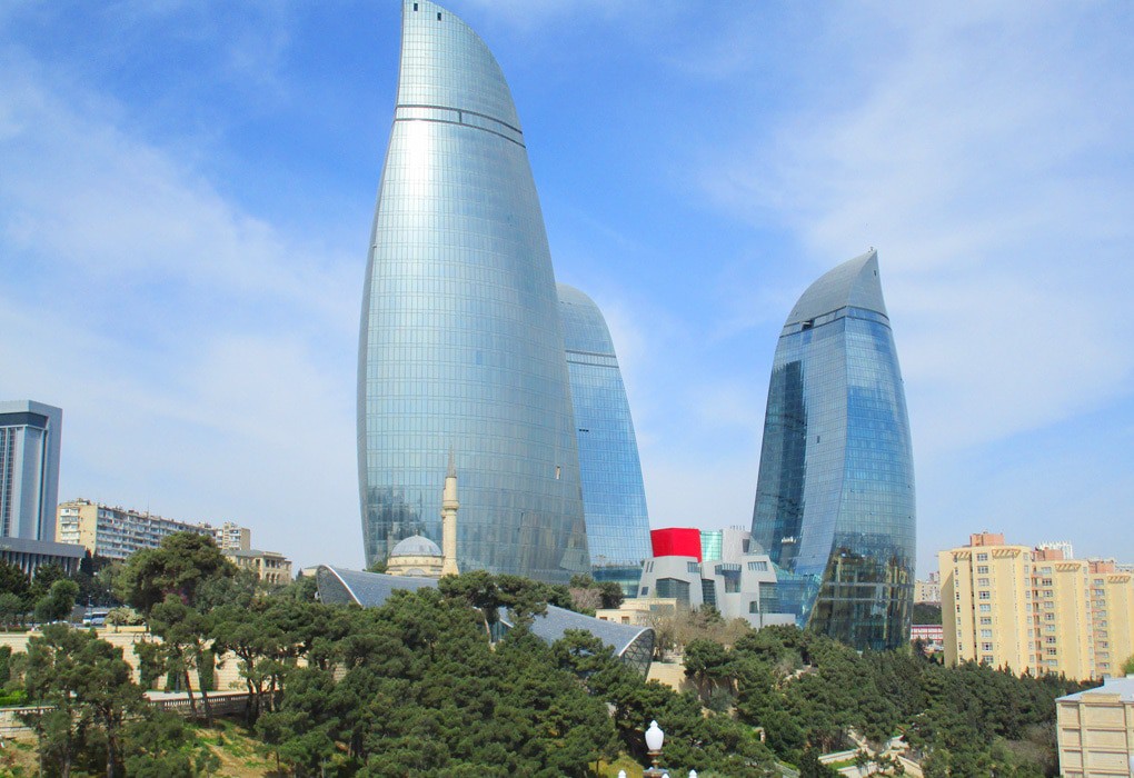 Отель "Fairmont Baku" at the Flame Towers |