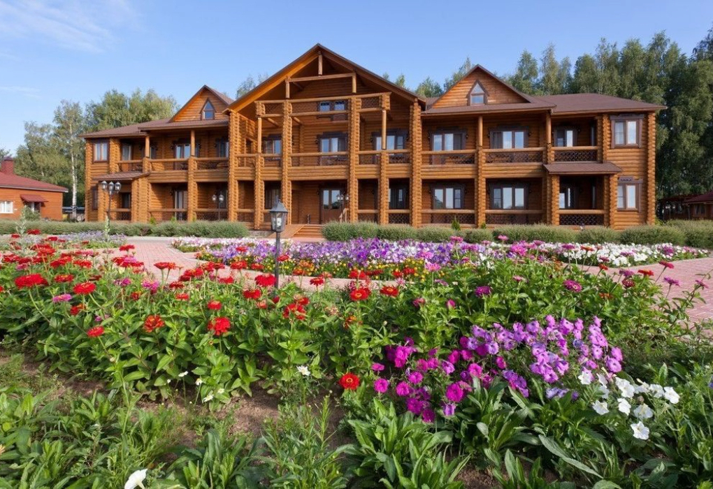 Отель "Семигорье" |